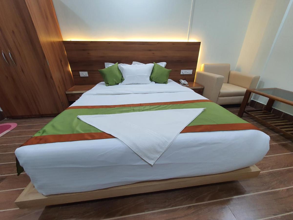 Hotel Deo Volente Sivasagar Zewnętrze zdjęcie