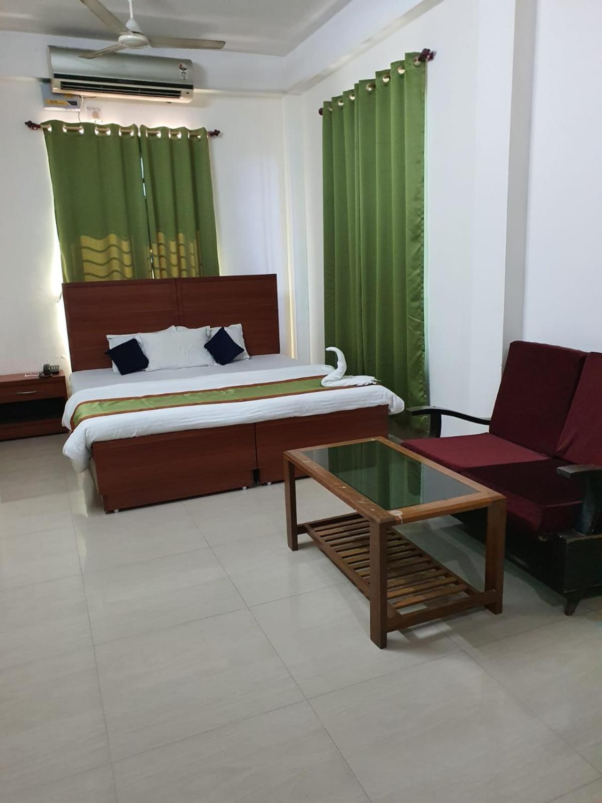 Hotel Deo Volente Sivasagar Zewnętrze zdjęcie